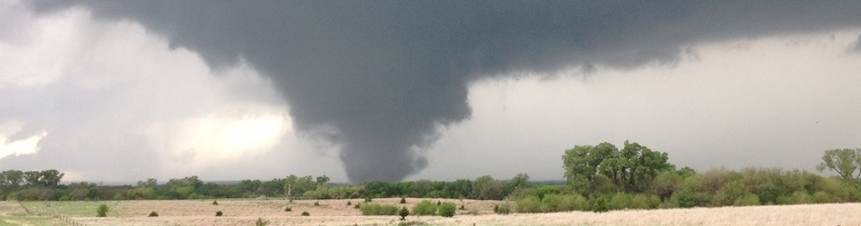 Salina, KS tornado 4-14-2012, © Kevin Van Leer